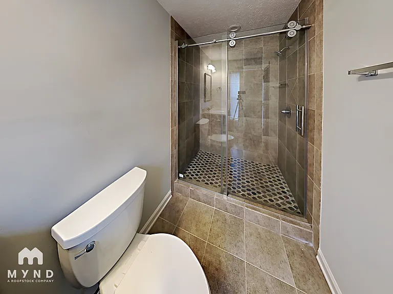 4832 Wyndam Dr — Photo 18