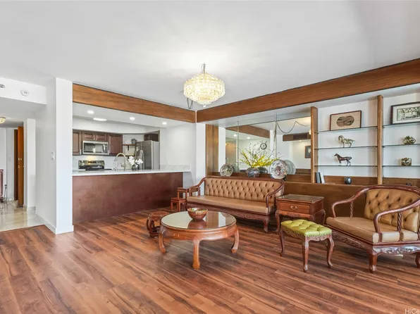 583 Kamoku St #Dh1707, Honolulu, HI 96826