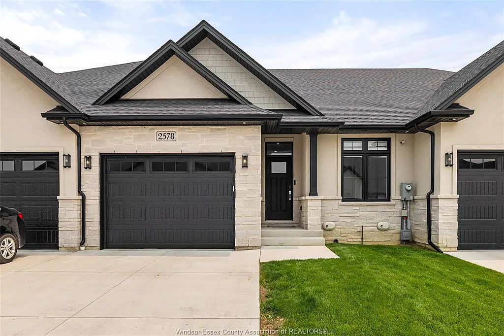 2 bed, $3,000 — Photo 2