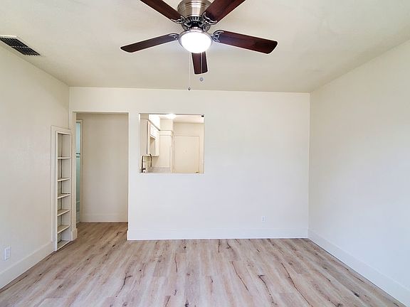 3rd image of 1427 Minnewawa Ave #2