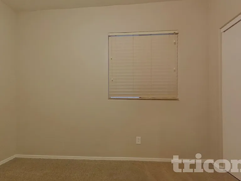 1689 S 235th Dr — Photo 11