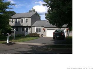 86 Heather Hts, Meriden, CT 06450