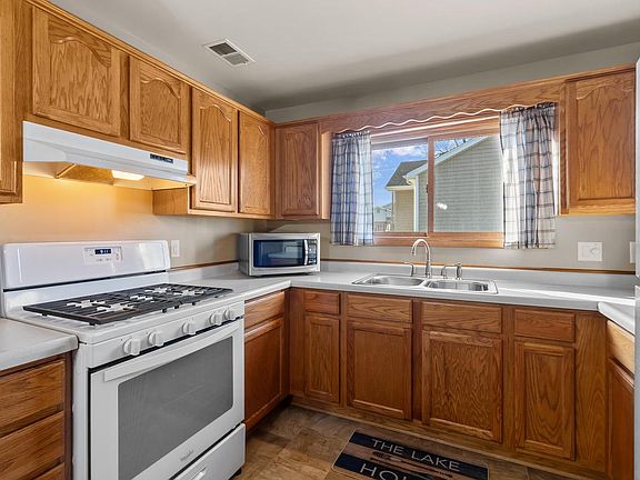 5th image of 2908 Jones STREET