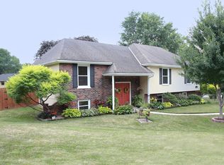 2906 Derven Ct, Saint Joseph, MO 64506