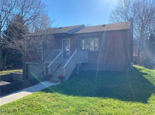 901 Greenhill Rd, Pittsburgh, PA 15209