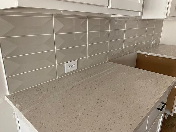 5th image of 116 Cedar Park Way