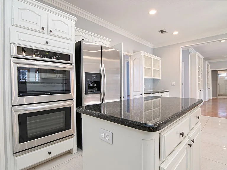 4601 Cherrywood Dr — Photo 5