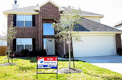 1st image of 19907 Malletia Dr