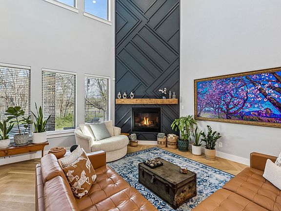 3rd image of 5717 Riverside Ln