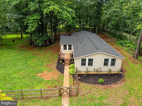 5th image of 9448 Green Rd
