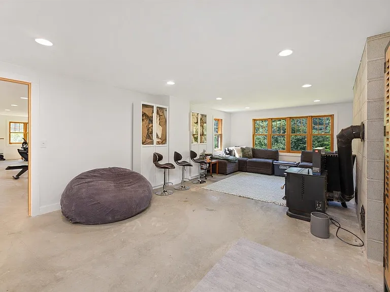 662 Hurricane Rd — Photo 41