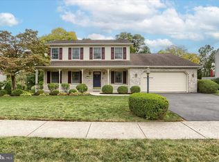 5009 Inverness Dr, Mechanicsburg, PA 17050