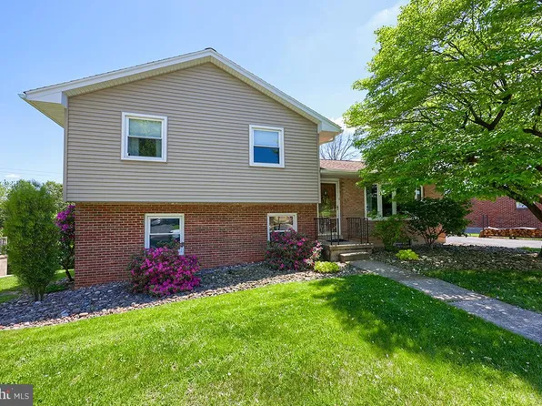 1336 Commonwealth Blvd, Reading, PA 19607