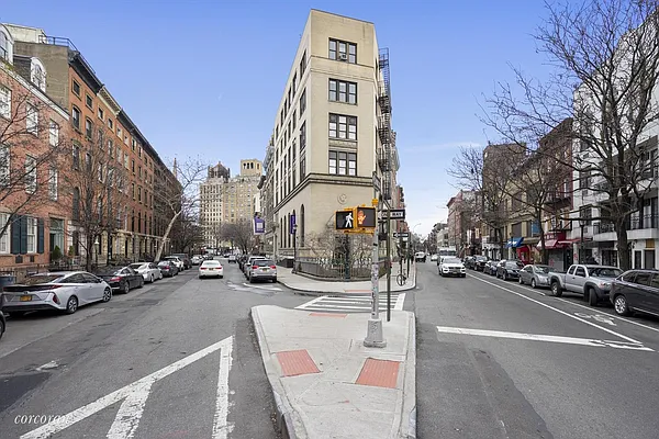 Rented by Corcoran | media 30