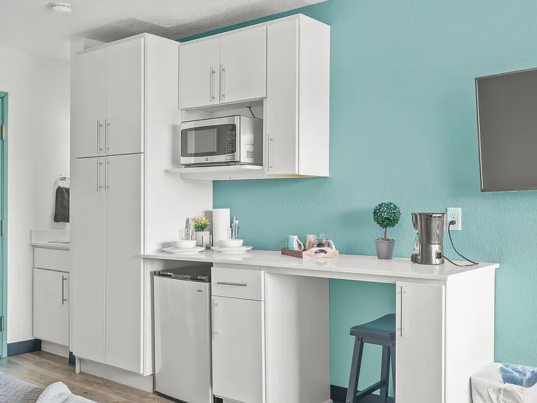 228 Spaces - Furnished Micro-Living Apartments — Photo 16