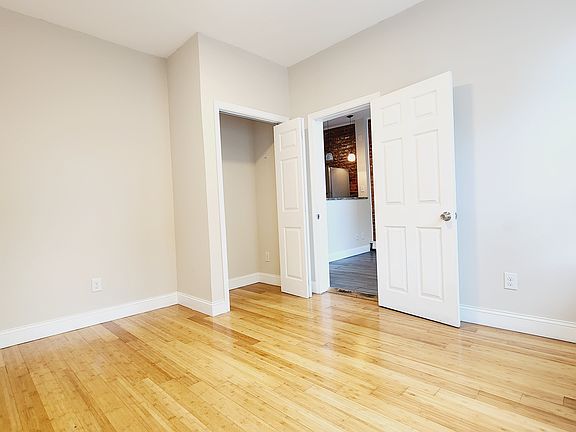 3rd image of 938 W Side Ave APT 1