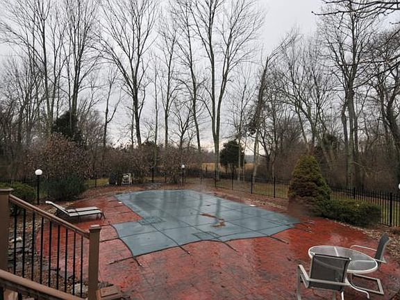 5th image of 7380 Kirby Dr