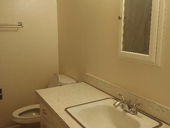 5th image of 544 Madeira Dr SE APT A