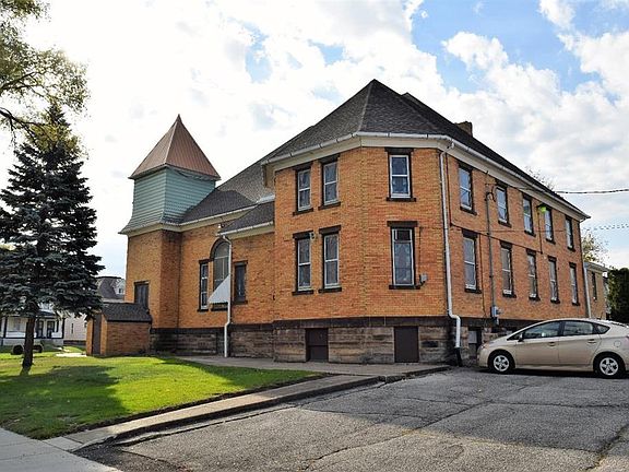 2nd image of 1897 E 30th St