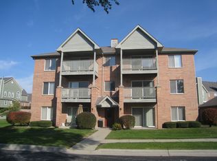 441 N Eric Dr #2, Palatine, IL 60067