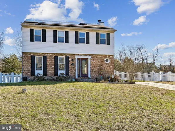 1217 Scattered Pines Ct, Severn, MD 21144