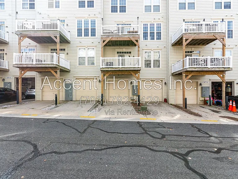 5675 Harrington Falls Ln #G — Photo 35