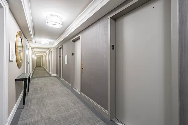 Rented by Greystar | media 32