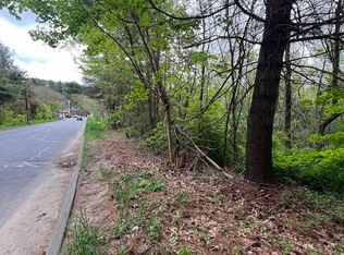 39-42 Lawrence St, Palmer, MA 01069