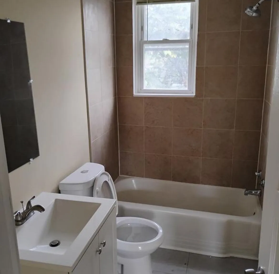 2 bed, 912 sqft, $1,500 — Photo 3