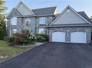 88 Foxwood Dr, Moncton, NB E1G5H4