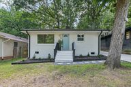 Sarah Ave-S0208-001.jpg