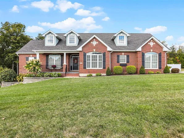 205 Cedar Berry Dr, Washington, MO 63090