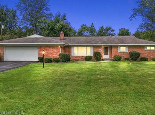 24467 Westmoreland Dr, Farmington Hills, MI 48336