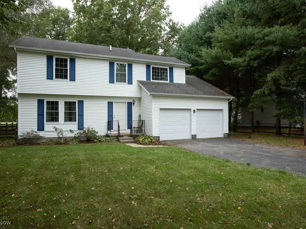 113 Leffingwell Dr, Orwell, OH 44076