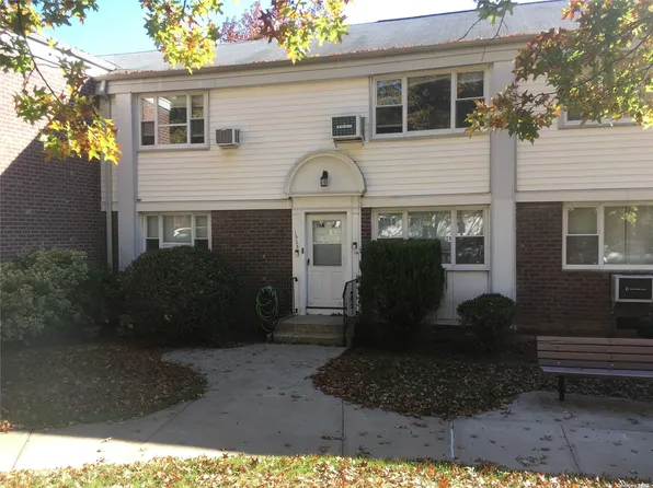 15-23 212th Street #2, Bayside, NY 11360