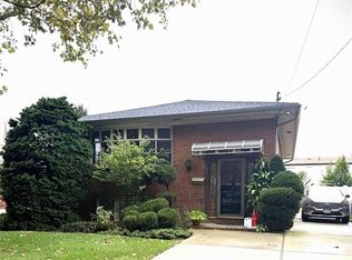 482 Steuben St, Staten Island, NY 10305
