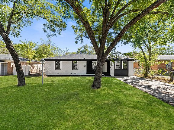 2nd image of 12924 Mitchell Dr