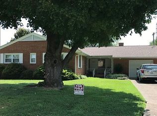 2525 Farrier Pl, Owensboro, KY 42301