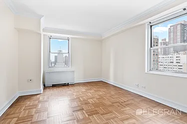 Rented by Elegran