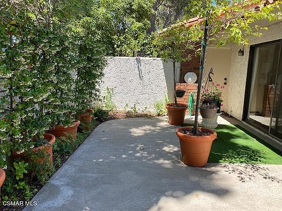 3rd image of 4048 Stoneriver Ct