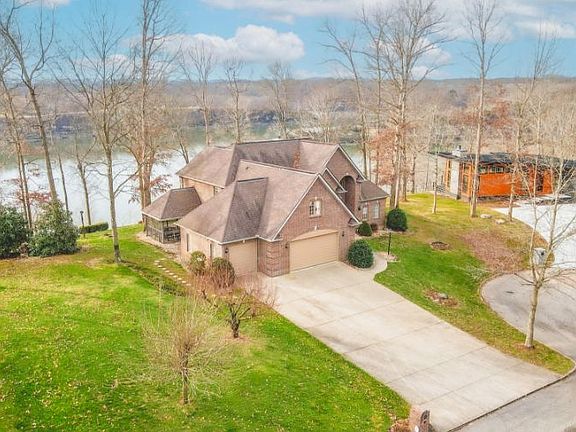 2nd image of 336 Lake Cliff Dr