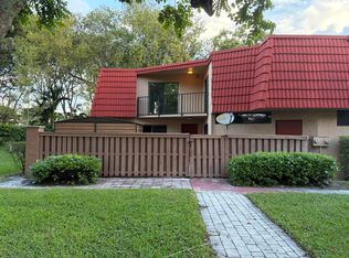 8165 Severn Dr APT D, Boca Raton, FL 33433