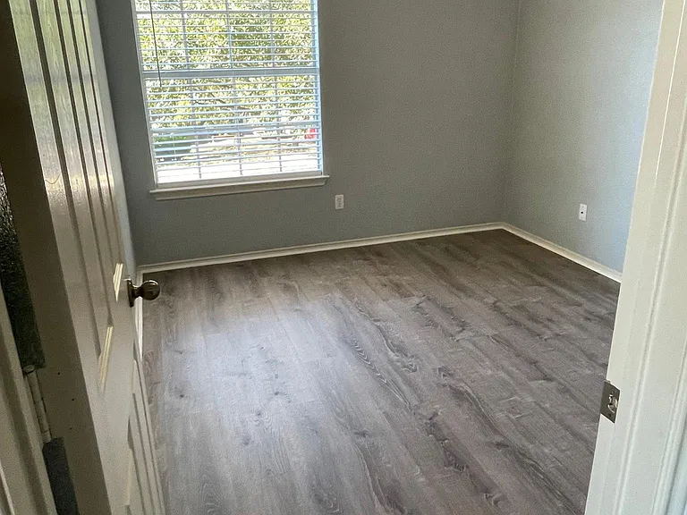 3515 Rock Shelf Ln — Photo 12