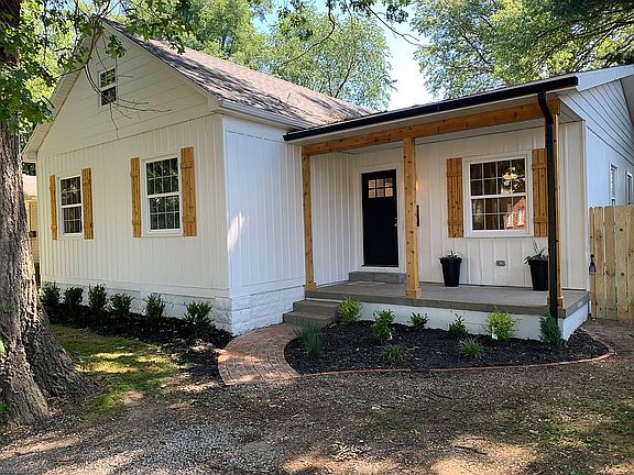 2nd image of 718 Bennighof Ave