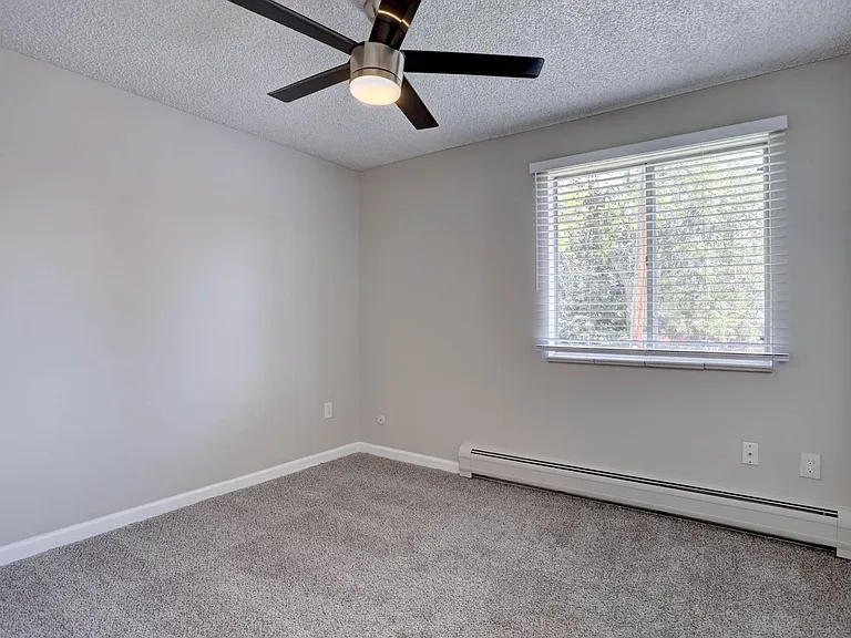 Caravelle Apartments — Photo 34