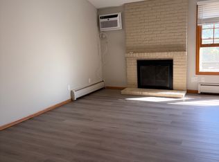 706 Old Settlers Trl APT 7, Hopkins, MN 55343