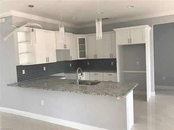 4th image of 6751 Everglades Blvd N