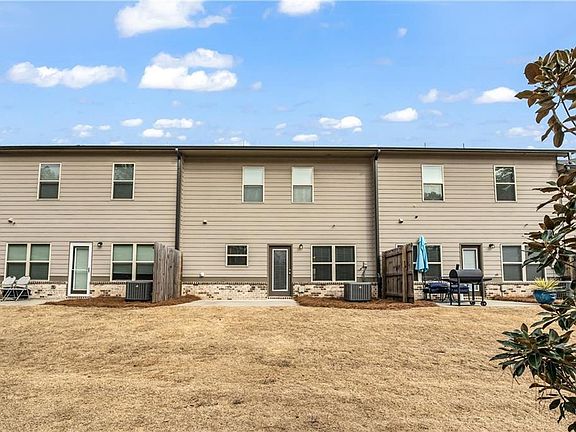 5th image of 360 Rockfern Ct