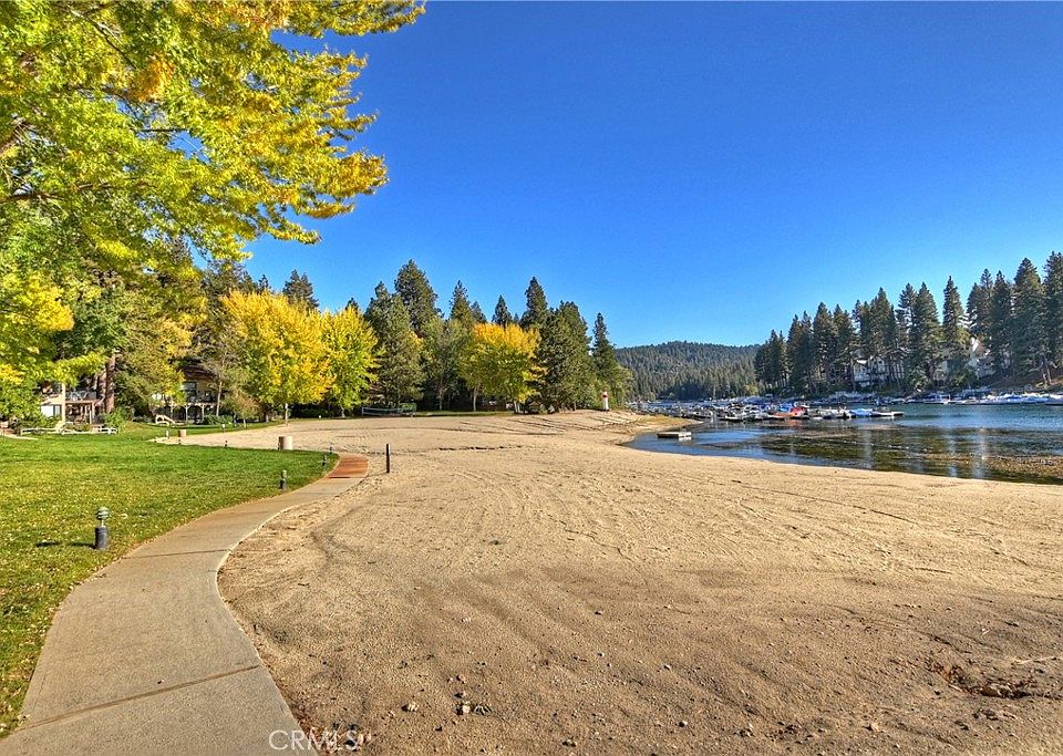 27717 Peninsula Dr Lake Arrowhead CA Zillow