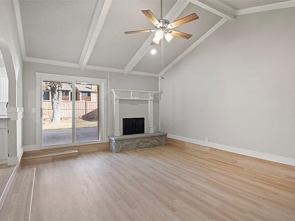 4th image of 807 Salem Dr